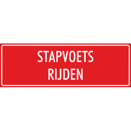 'Stapvoets rijden' bordjes (rood)